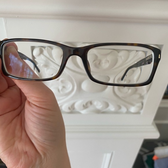 Glasses - Picture 3 of 5